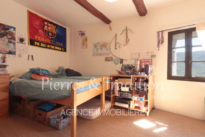 Image No.11-3 Bed House for sale