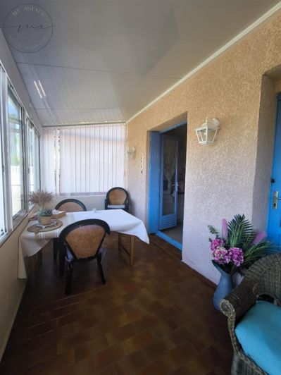 Image No.11-2 Bed House for sale