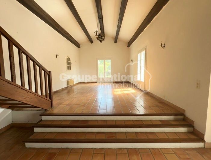 Image No.7-3 Bed House for sale