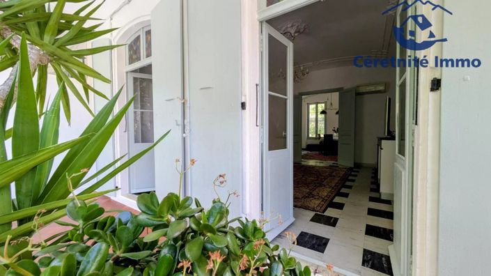 Image No.24-2 Bed Apartment for sale
