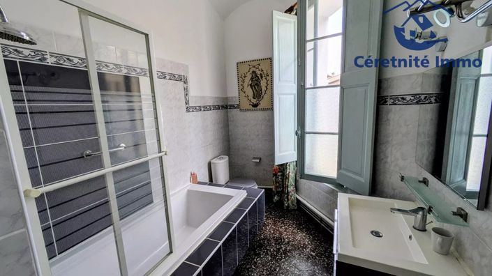 Image No.25-2 Bed Apartment for sale