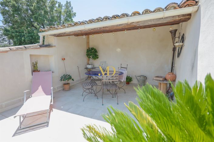Image No.14-3 Bed House for sale