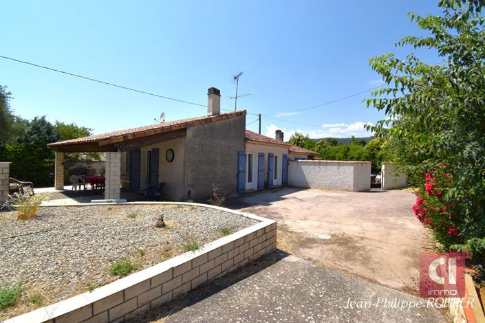 Image No.2-4 Bed House for sale