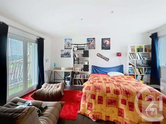 Image No.23-4 Bed House for sale