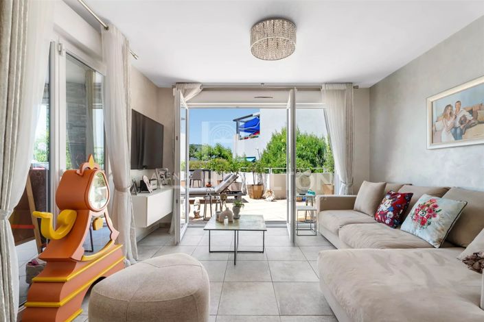 Image No.5-Apartment for sale