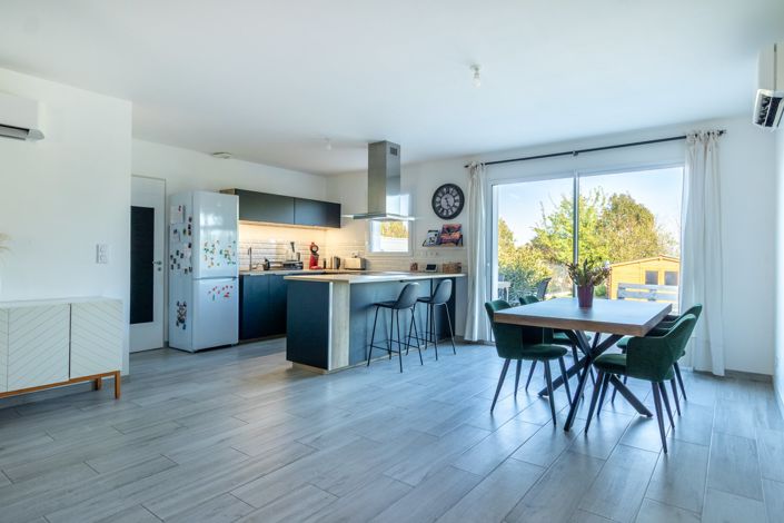 Image No.2-3 Bed House for sale