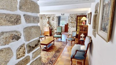 a2m8c15ccd28lvmh5