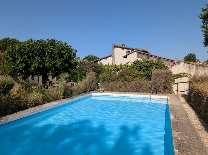 Image No.2-4 Bed House for sale