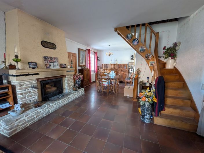 Image No.4-4 Bed House for sale