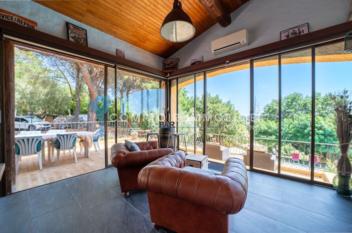 Image No.3-4 Bed House for sale