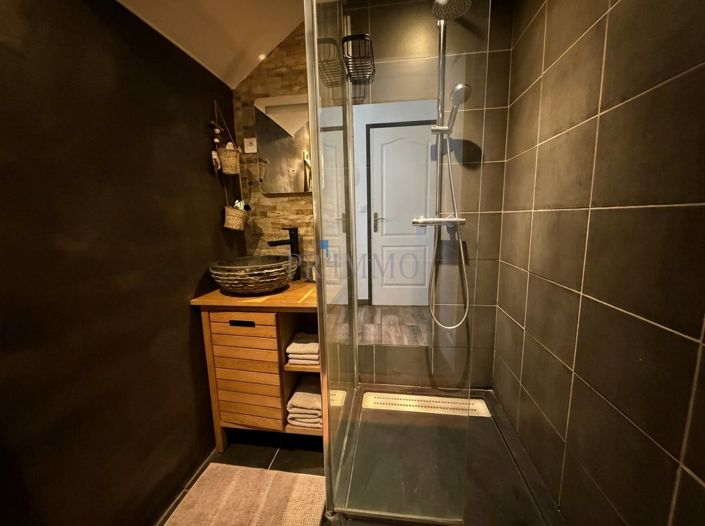 Image No.10-4 Bed House for sale