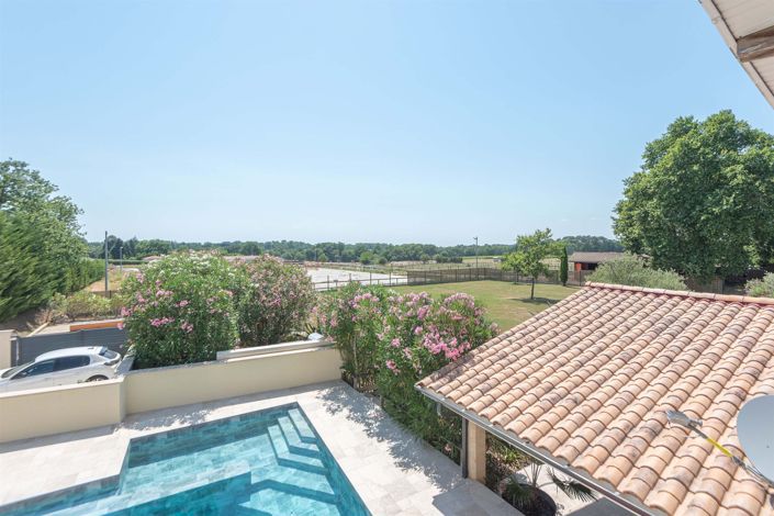 Image No.4-5 Bed House for sale