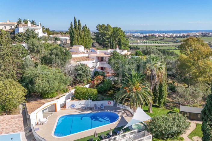 Image No.26-6 Bed House for sale