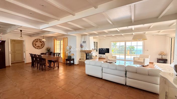 Image No.3-6 Bed House for sale