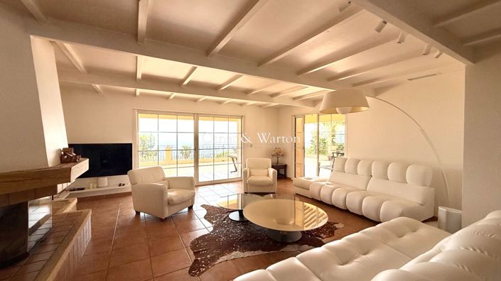 Image No.6-6 Bed House for sale