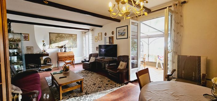 Image No.4-6 Bed House for sale