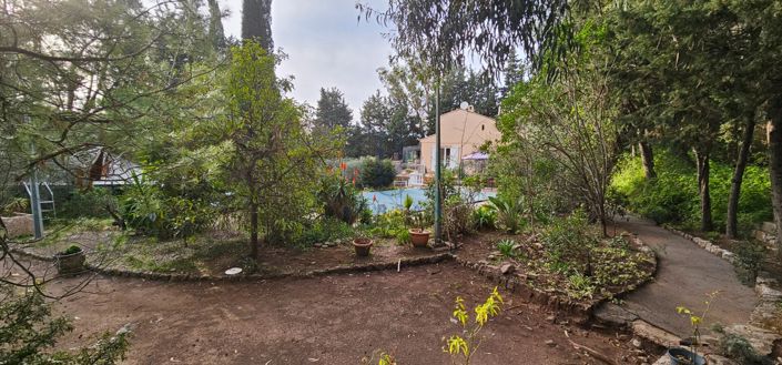 Image No.7-6 Bed House for sale