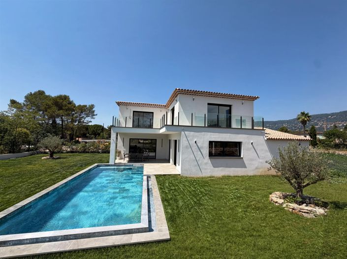 Image No.20-4 Bed House for sale