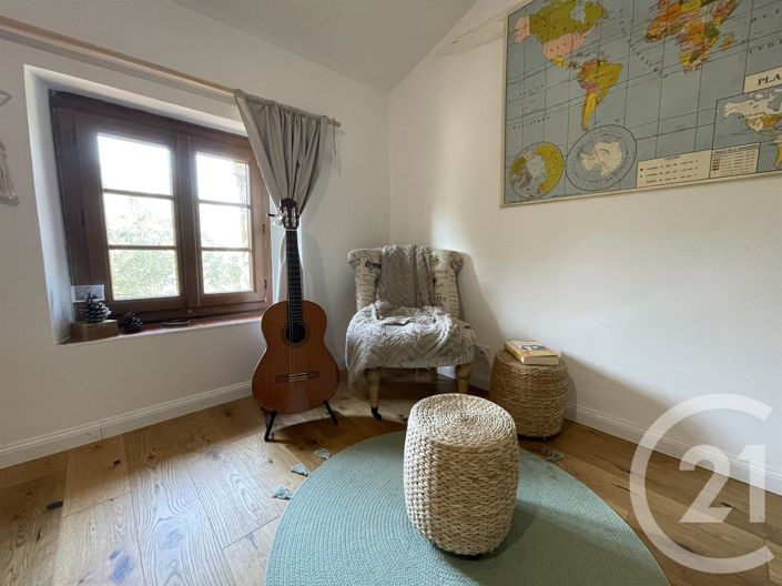 Image No.11-5 Bed House for sale