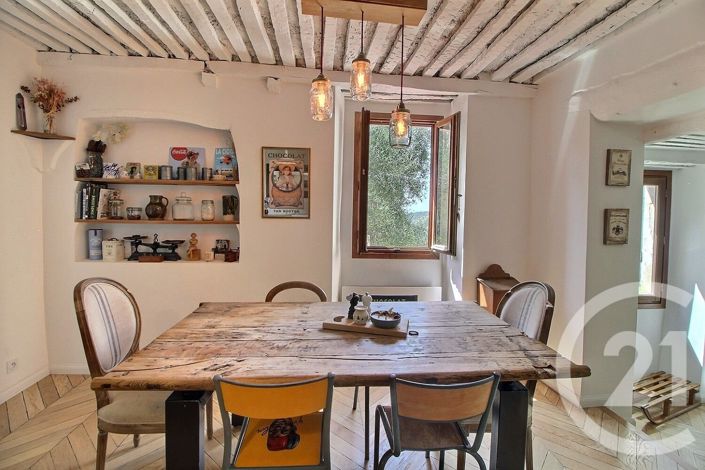 Image No.4-5 Bed House for sale
