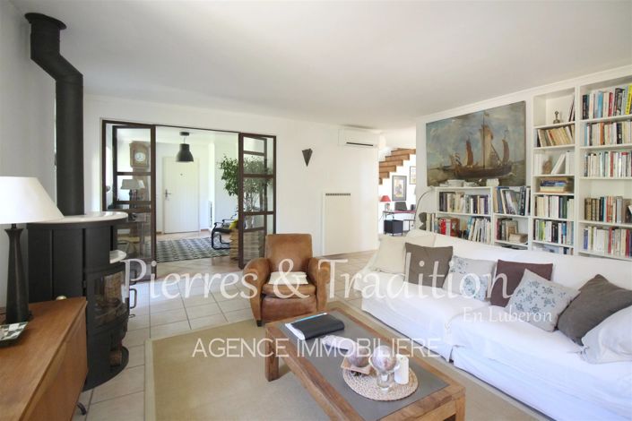 Image No.3-3 Bed House for sale