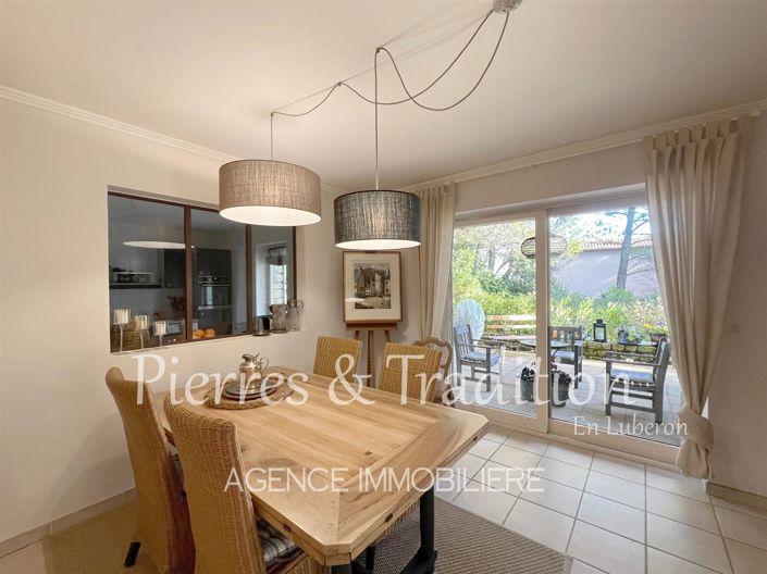 Image No.8-3 Bed House for sale