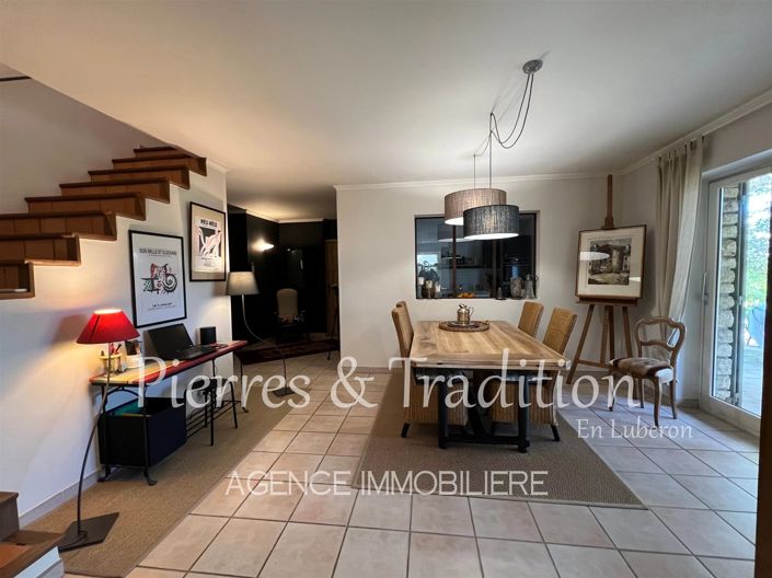 Image No.9-3 Bed House for sale