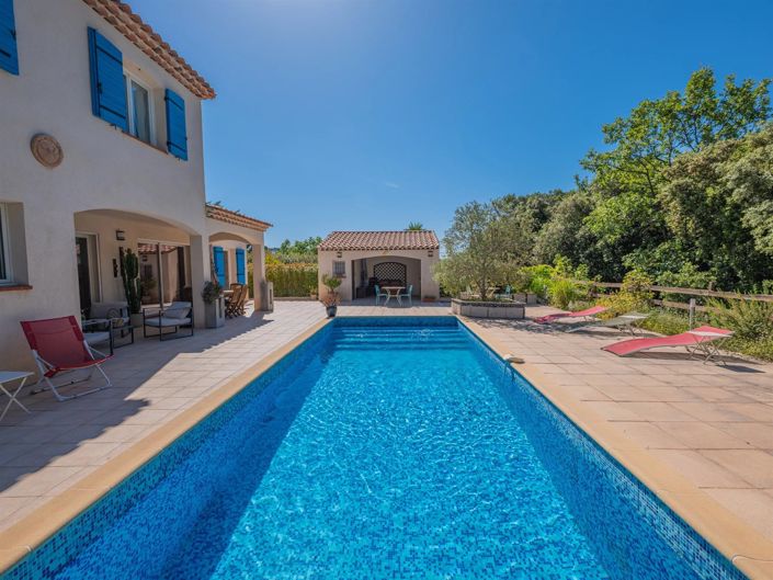 Image No.7-8 Bed House for sale