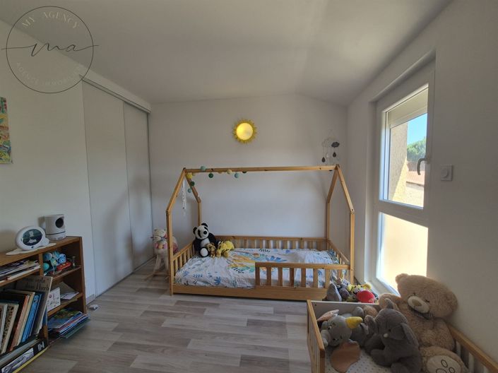 Image No.13-3 Bed House for sale