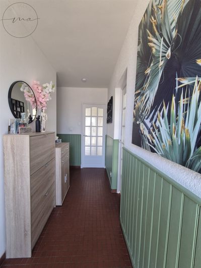 Image No.2-3 Bed House for sale