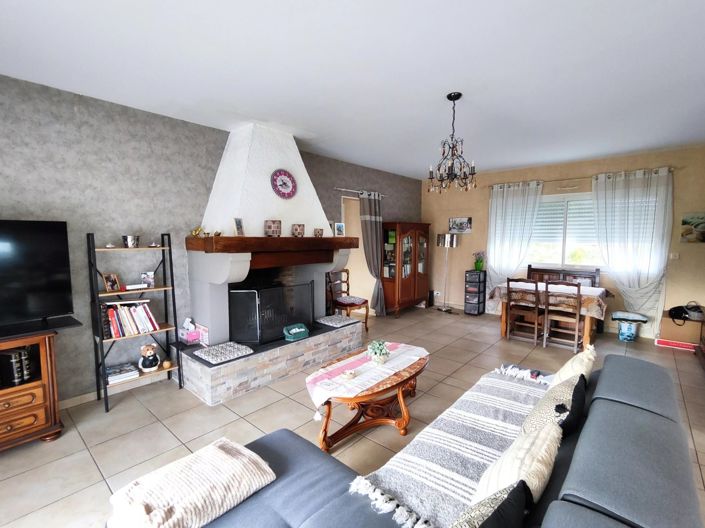 Image No.6-4 Bed House for sale