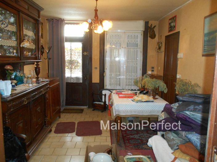 Image No.2-Maison de 3 chambres à vendre à Pré-en-Pail