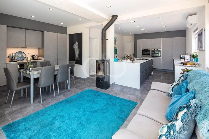 Image No.5-4 Bed House for sale