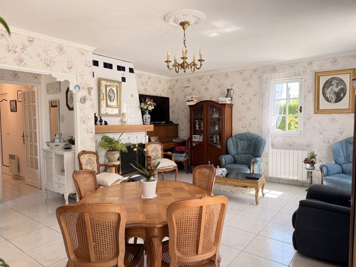 Image No.5-3 Bed House for sale