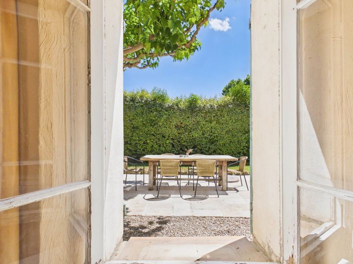 Image No.10-6 Bed House for sale