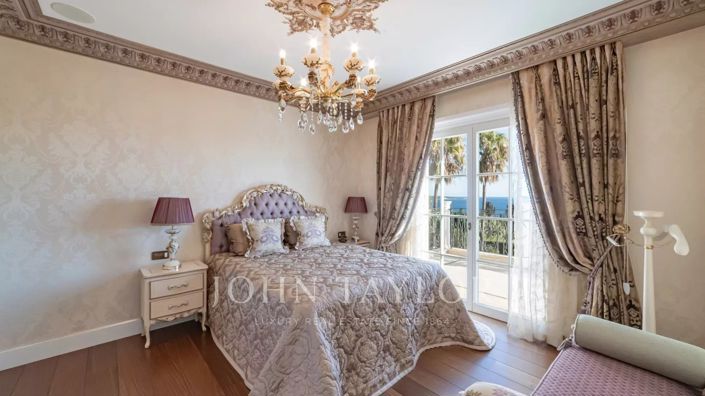 Image No.13-8 Bed House for sale