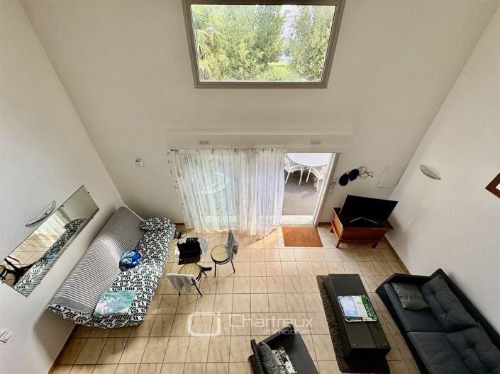 Image No.10-3 Bed House for sale