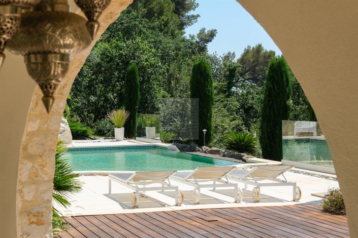 Image No.5-5 Bed House for sale