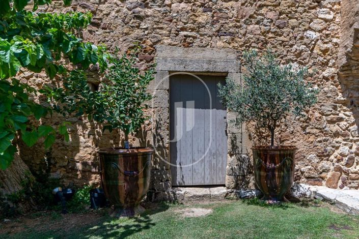 Image No.14-4 Bed House for sale