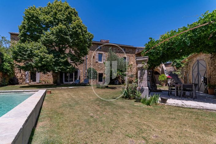 Image No.15-4 Bed House for sale