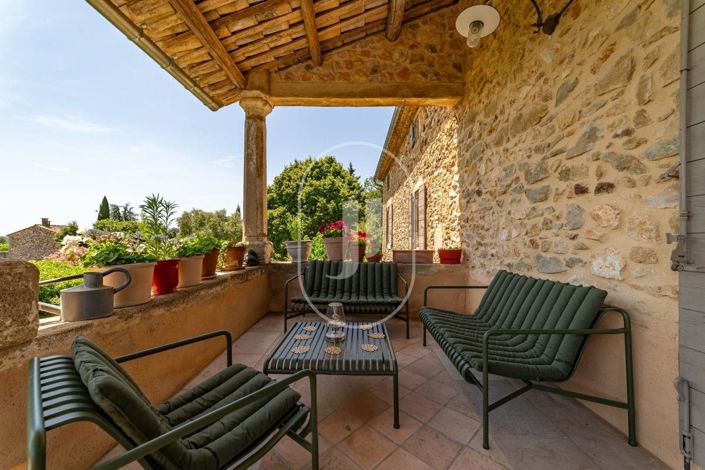 Image No.3-4 Bed House for sale