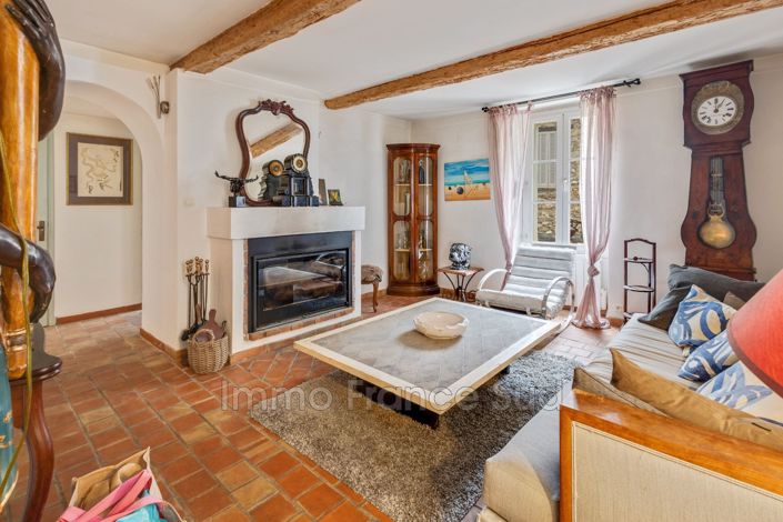 Image No.3-5 Bed House for sale