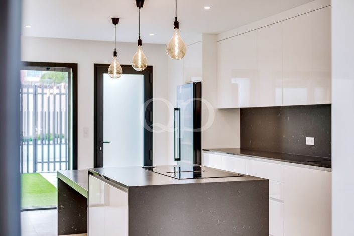 Image No.2-3 Bed Apartment for sale