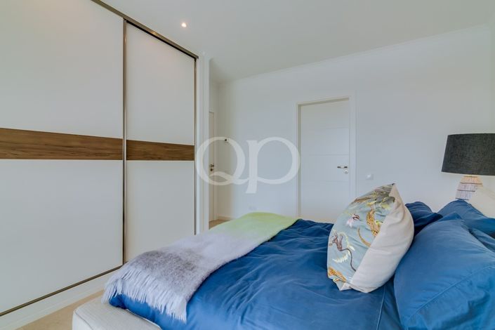 Image No.45-3 Bed House for sale