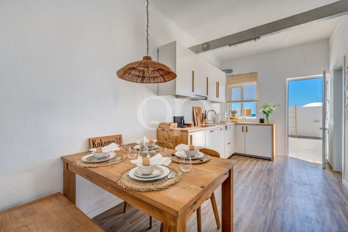 Image No.17-6 Bed House for sale