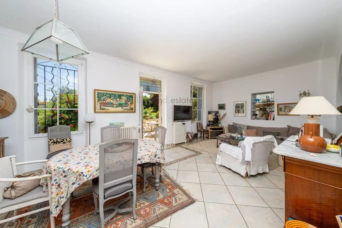 Image No.22-4 Bed House for sale