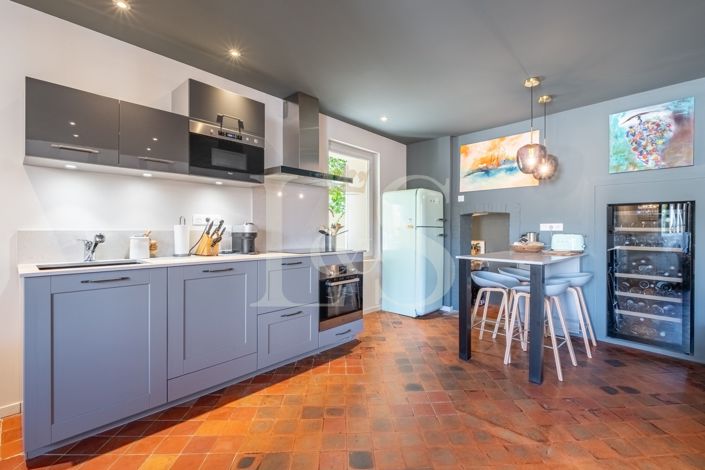 Image No.7-4 Bed House for sale