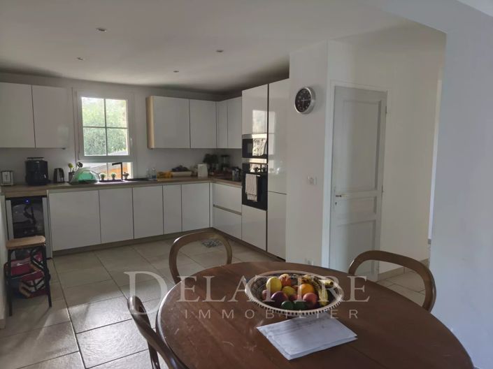 Image No.6-2 Bed House for sale