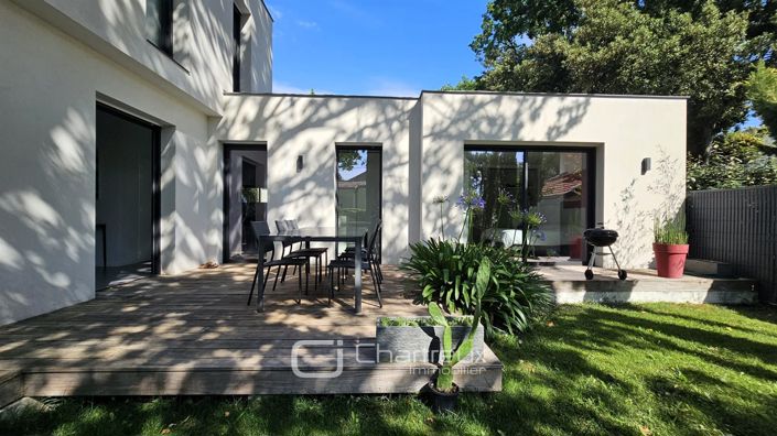 Image No.28-3 Bed House for sale