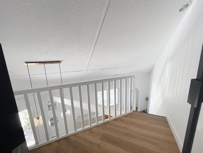 Image No.9-1 Bed House for sale